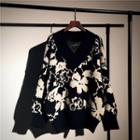 V-neck Flower Jacquard Oversize Sweater