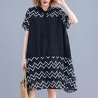 Short-sleeve Patterned Chiffon Dress Black - One Size