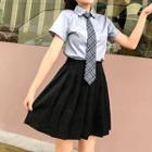 Couple-matching Shirt / Vest / Cardigan / Tie / Skirt / Pants / Set (various Designs)