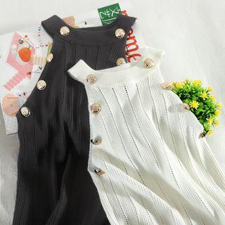 Halter-neck Buttoned Knit Top