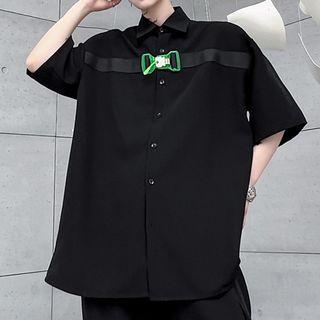 Short Sleeve Buckled Shirt