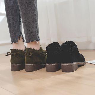 Wave Edge Ankle Boots
