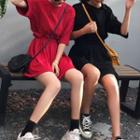 Plain Elbow-sleeve T-shirt / A-line Skirt