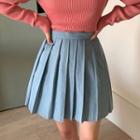 Plain Sweater / Sweatshirt / Pleated Skirt