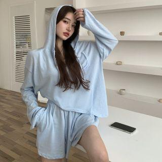 Hoodie / Tank Top / Wide-leg Shorts / Set