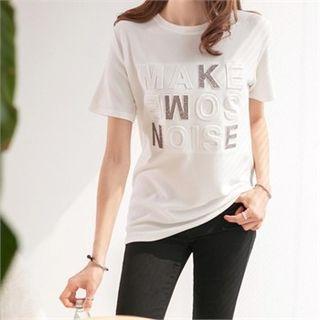 Crew-neck Embossed Lettering T-shirt