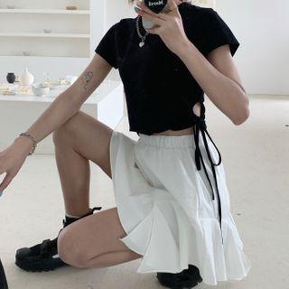 Drawstring Short-sleeve T-shirt / Asymmetric Mini A-line Skirt