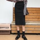 Ribbed Split-hem H-line Knit Skirt