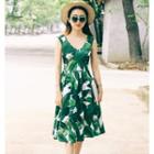 Sleeveless Leaf Print Dress