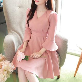 Bell-cuff Tie-waist Flare Dress