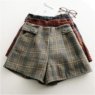 Buttoned Plaid Shorts