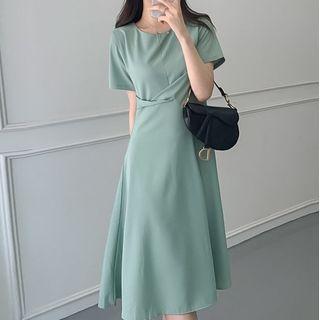 Short-sleeve Knot-front A-line Midi Dress