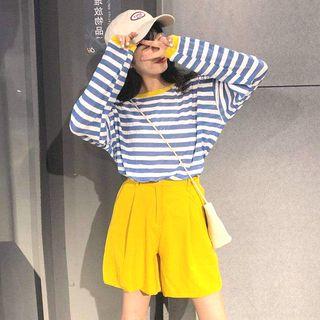 Long-sleeve Striped T-shirt / Plain Shorts