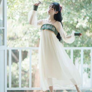 Flower Embroidered Long-sleeve Maxi A-line Hanfu Dress