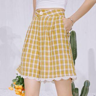 High Waist Lace Trim Plaid Shorts