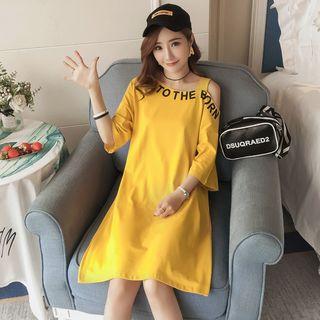 Lettering Cold Shoulder 3/4-sleeve T-shirt Dress