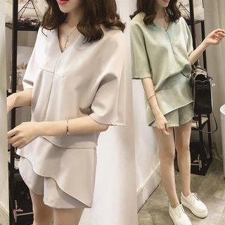Set: Elbow-sleeve V-neck Chiffon Top + Shorts