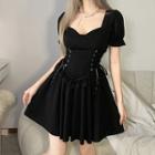 Short-sleeve Sweetheart Neck Mini A-line Dress