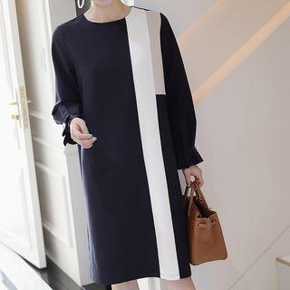Contrast-trim Pleated-cuff Midi Dress