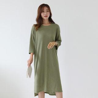 Round-neck 3/4-sleeve Slit-side Dress