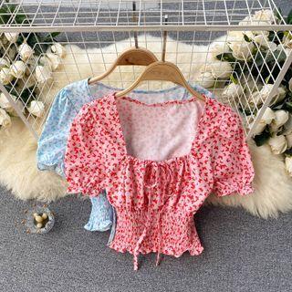 Square-neck Floral Puff-sleeve Drawstring Top