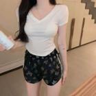 Short-sleeve T-shirt / Butterfly Print Shorts