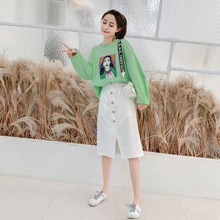 Buttoned Midi A-line Skirt / Long-sleeve Printed T-shirt