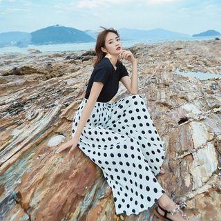 Set: Short-sleeve T-shirt + Polka Dot Wide-leg Pants