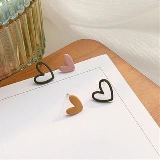 Matte Heart Earring
