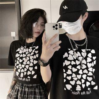 Short-sleeve Heart Print T-shirt / Cropped T-shirt