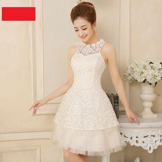 Lace Sleeveless Short Wedding Dress