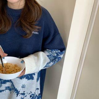 Long-sleeve Pattern Embroidered Knit Top