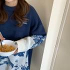 Long-sleeve Pattern Embroidered Knit Top