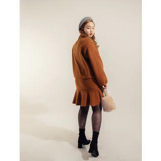 Plus Size Mock-neck Dual-pocket Knit Top