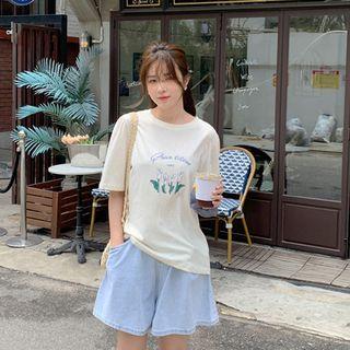 Shirred-shoulder Flower-embroidered T-shirt Cream - One Size