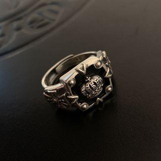 Crown Alloy Open Ring J2673 - Black Rhinestone - Silver - One Size