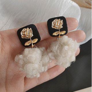 Rose Alloy Pom Pom Dangle Earring