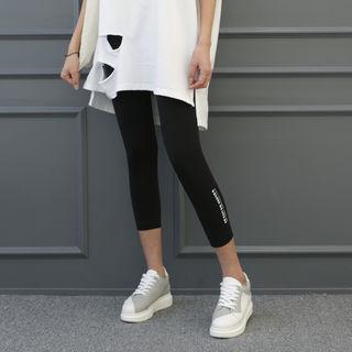 Letter Print Cropped Leggings Black - One Size