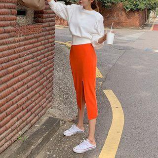Puff-sleeve Plain Sweatshirt / Slit Midi Pencil Skirt
