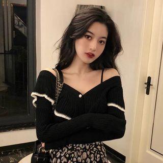 Off-shoulder Long-sleeve Knit Top / Leopard Pattern A-line Skirt