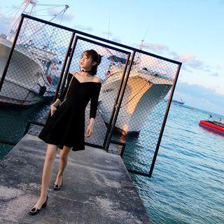 3/4-sleeve V-neck A-line Knit Dress