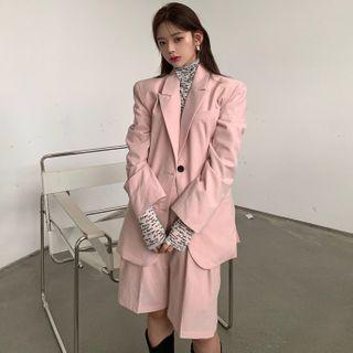 Plain Single-breasted Blazer / Shorts / Printed T-shirt