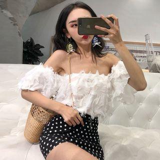 Off-shoulder Fringed Trim Short-sleeve Top
