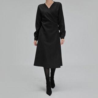 [lovb] Monotone Midi Wrap Dress