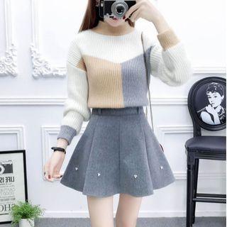Color Block Sweater / Faux Pearl Mini A-line Skirt / Set