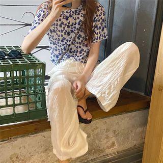 Floral Print Short-sleeve Blouse / High-waist Crinkled Pants