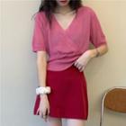 Short-sleeve V-neck Knit Top / A-line Skirt