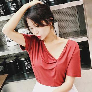 Short-sleeve Asymmetric Neck Top