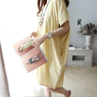 Batwing-sleeve Shift Dress