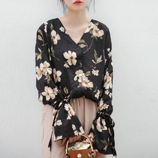 Floral V-neck Long-sleeve Chiffon Blouse